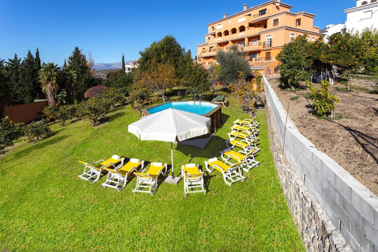 Casa Flores Con Piscina Interior Climatizada Alcaucín Eksteriør bilde
